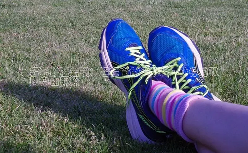 意昂3登陆入口即登录知乎轻盈如履云端：超轻白色运动鞋，让你的双
脚自由翱翔